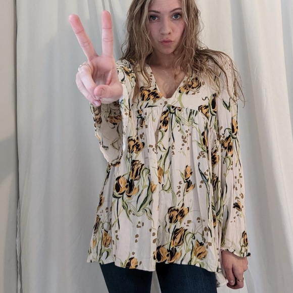 Free People Floral Bell Sleeve Tunic Top Blouse - Picture 2 of 5
